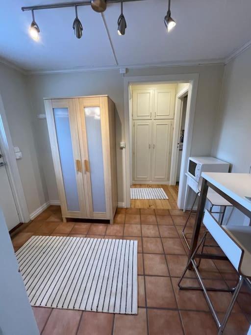 Apartament With Access To Garden, Central, Quiet And With Free Parking เฟรดริคสตา ภายนอก รูปภาพ